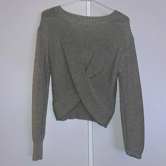 Crop Sweater - Picture 1 of 2